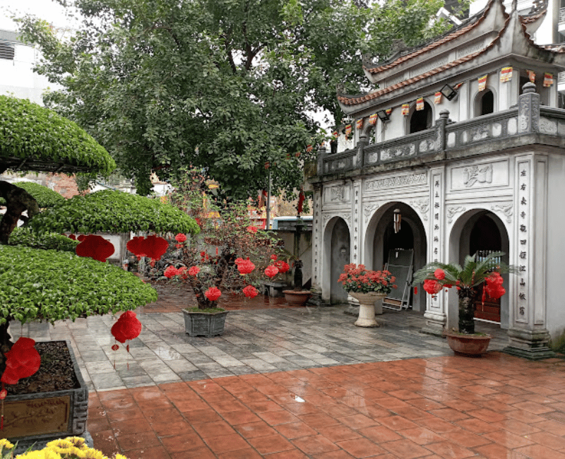Top 15 ngôi chùa ở Hà Nội linh thiêng nổi tiếng bậc nhất (9)