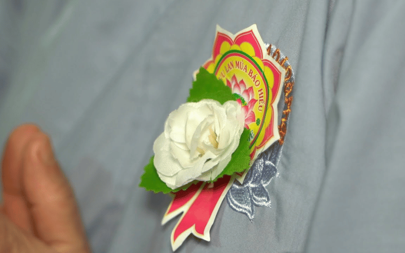 Ý nghĩa hoa hồng, hoa trắng, hoa vàng ngày đại lễ Vu Lan báo hiếu (3)
