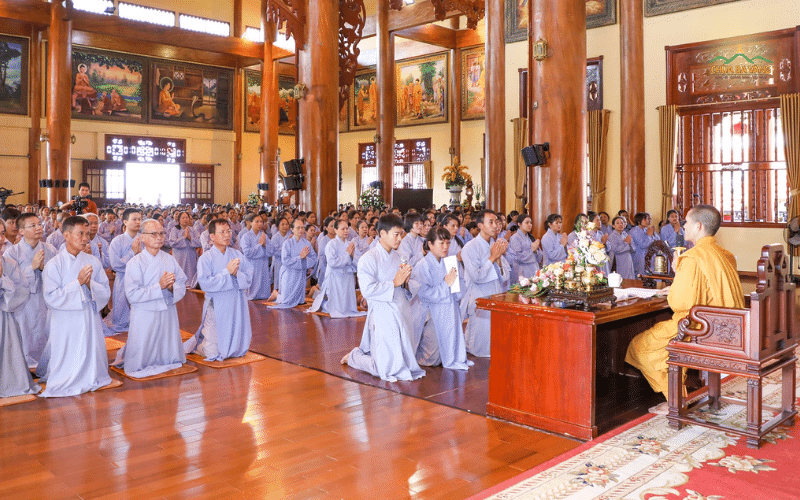 Nghe pháp là gì_ 5 lợi ích và cách nghe pháp trọn vẹn ý nghĩa (2)