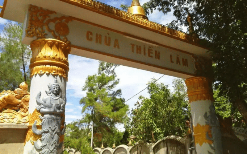 Chùa Thiền Lâm Huế (2)