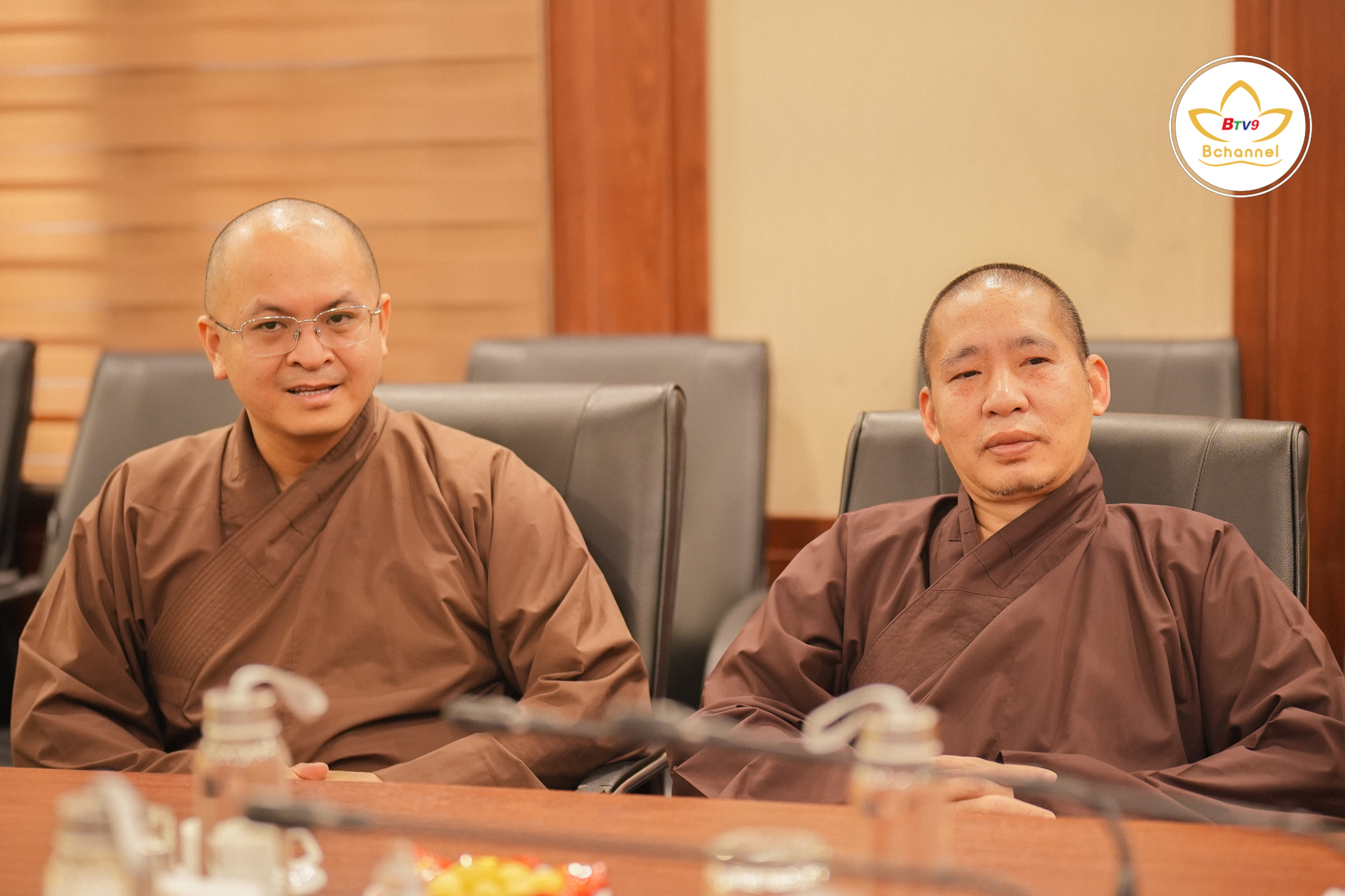 hiến máu