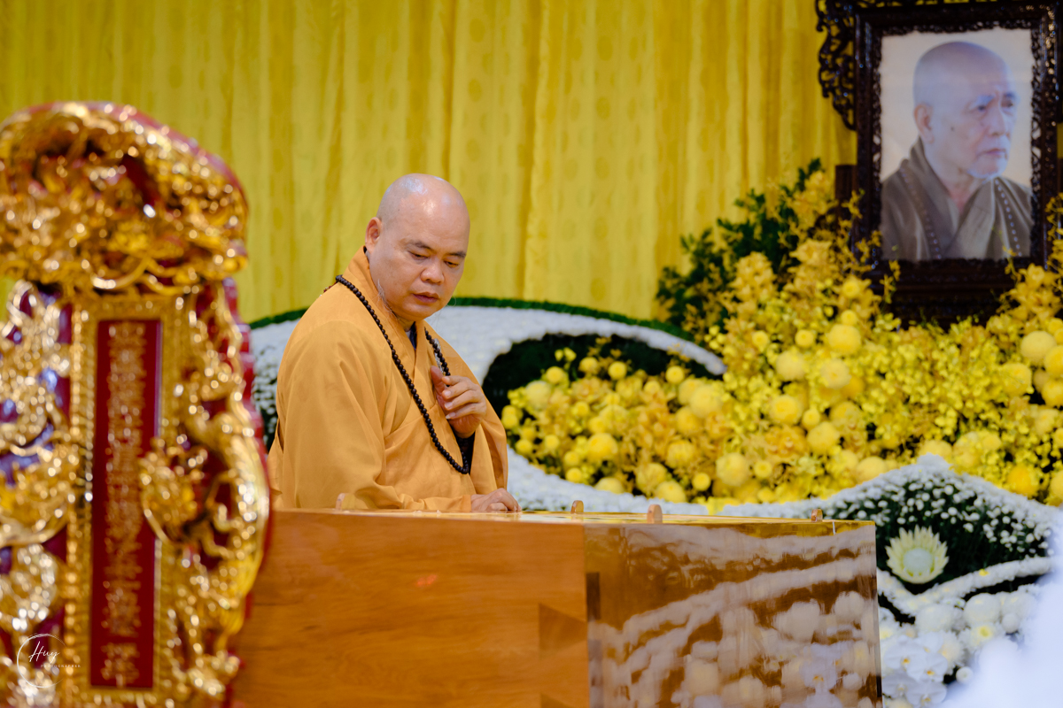 Lễ nhập kim quan Trưởng lão Hòa thượng Thích Trí Tịnh