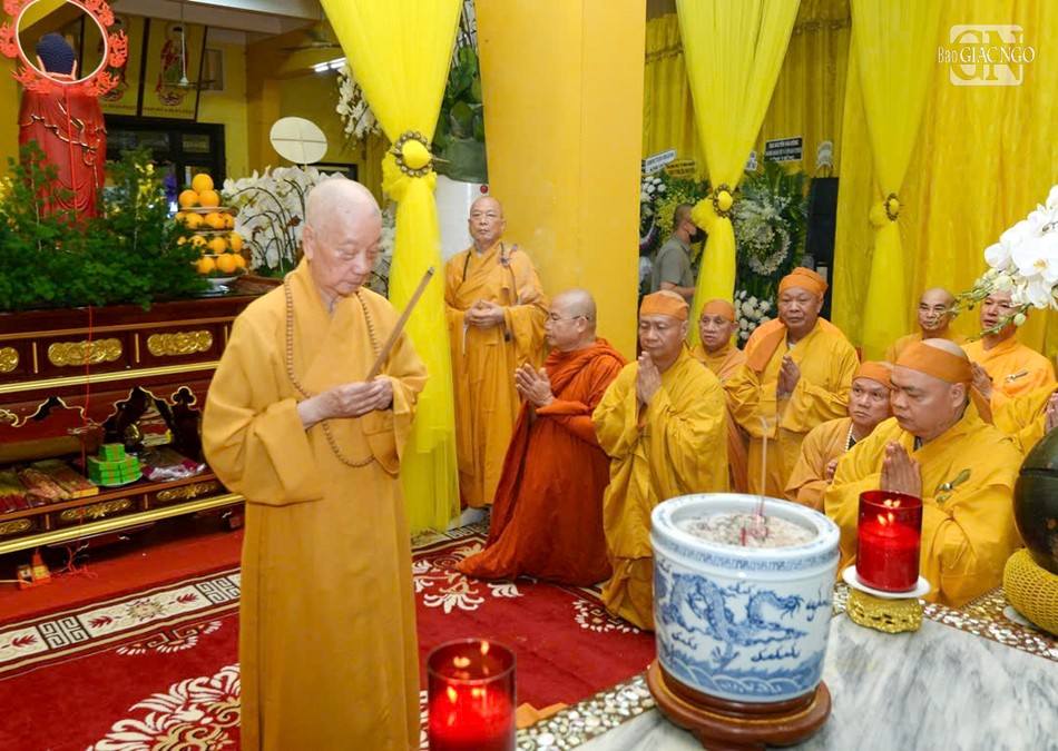 Đức Pháp chủ
