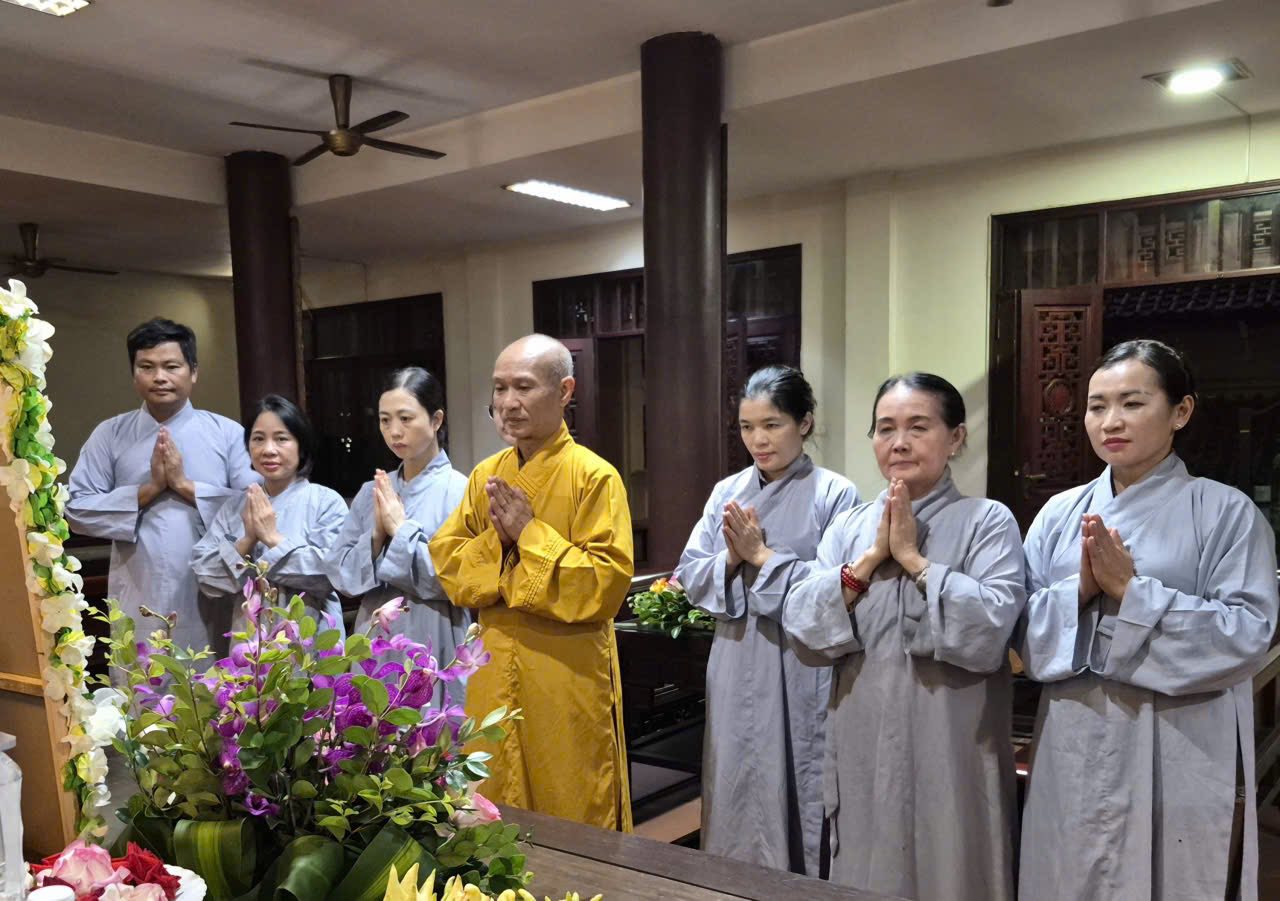 Tùng lâm Quán Sứ đỉnh lễ tưởng niệm giác linh Trưởng lão Hòa thượng Thích Trí Tịnh
