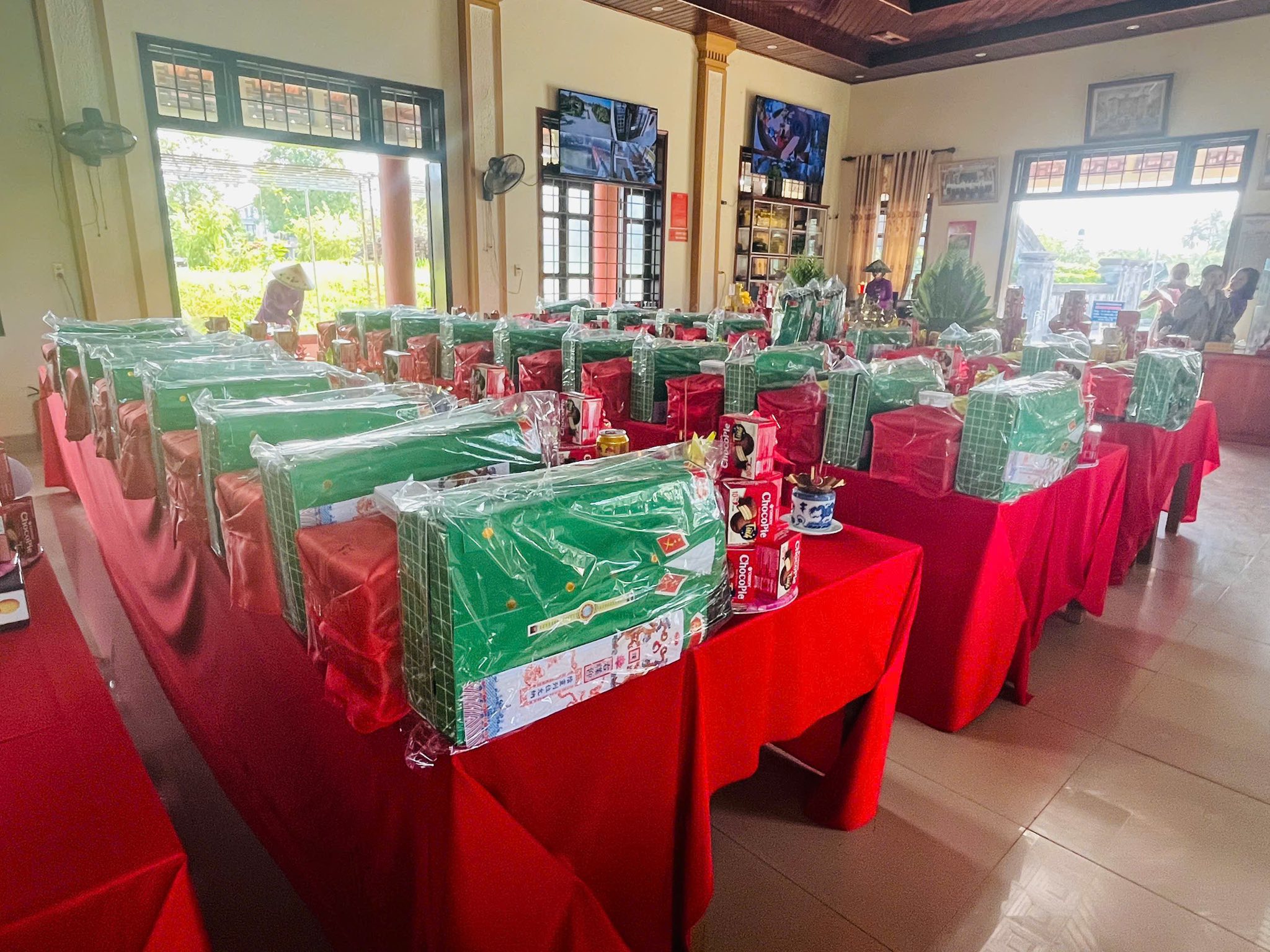 Hơn 30 hài cốt liệt sĩ được tìm thấy sau buổi chiếu phim “Mưa Đỏ” tại Thành Cổ Quảng Trị