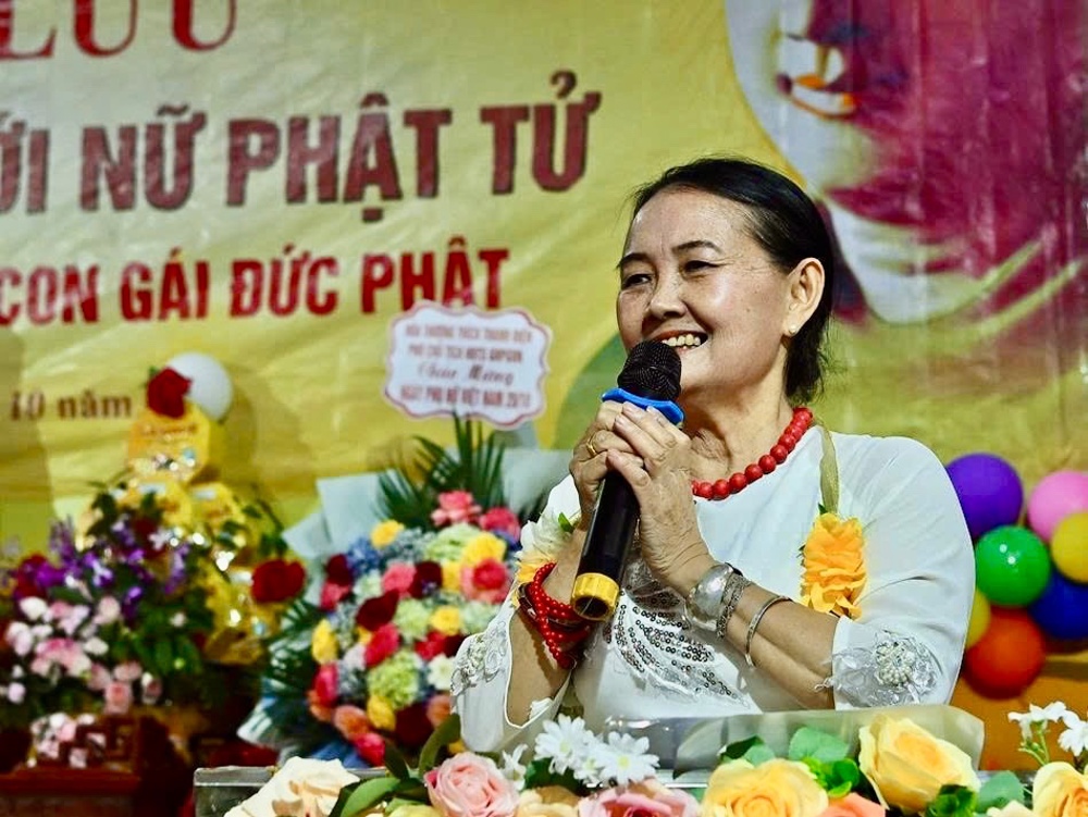 Giao lưu “Phật giáo đối với nữ Phật tử” tại chùa Quán Sứ