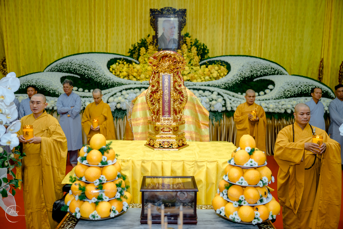 Lễ nhập kim quan Trưởng lão Hòa thượng Thích Trí Tịnh