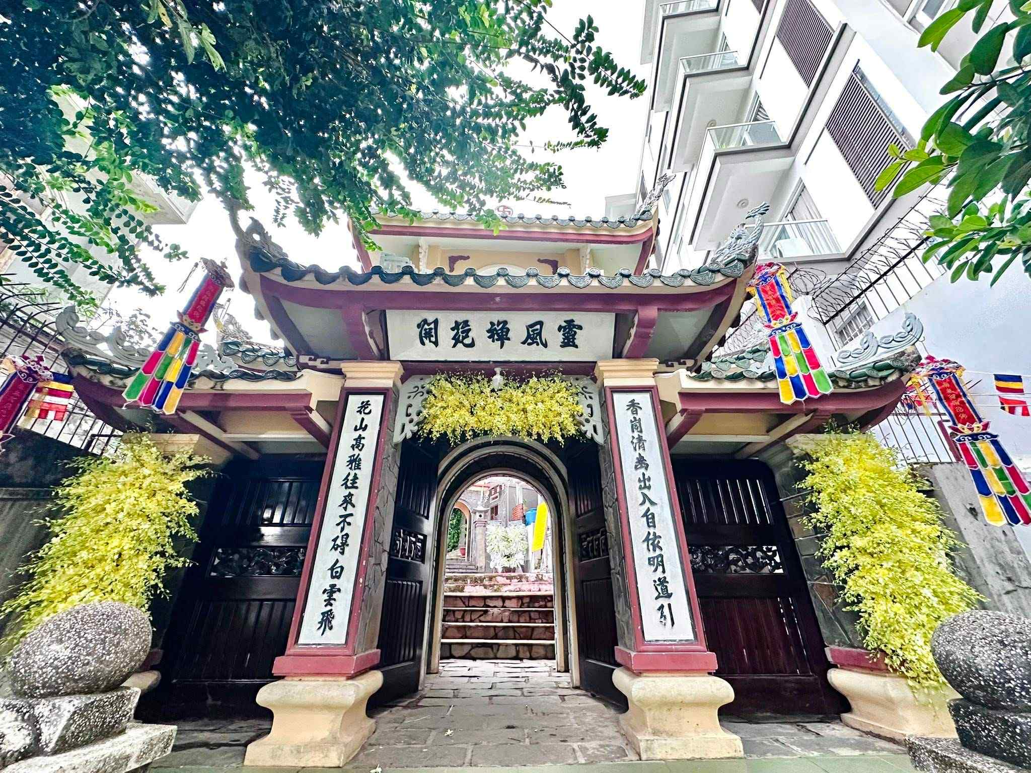 Linh Phong Bảo Tháp