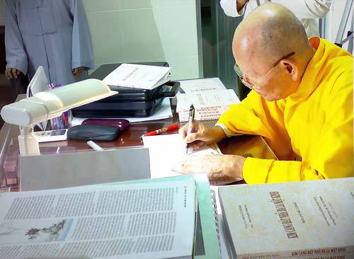 Trưởng lão Hòa thượng Thích Từ Thông