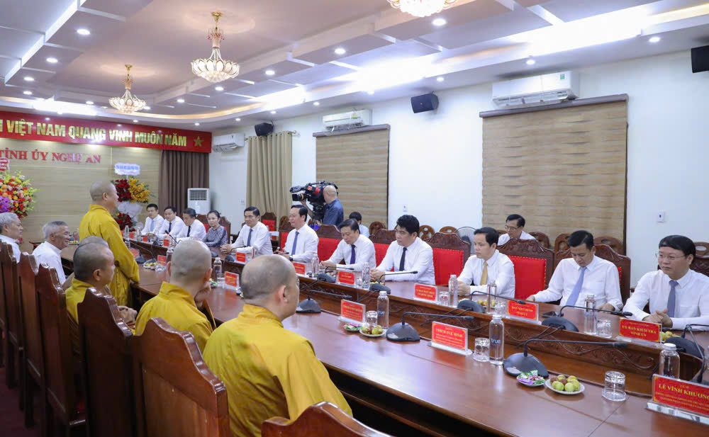 GHPGVN tỉnh Nghệ An chúc mừng thành công Đại hội Đảng bộ tỉnh lần thứ XX