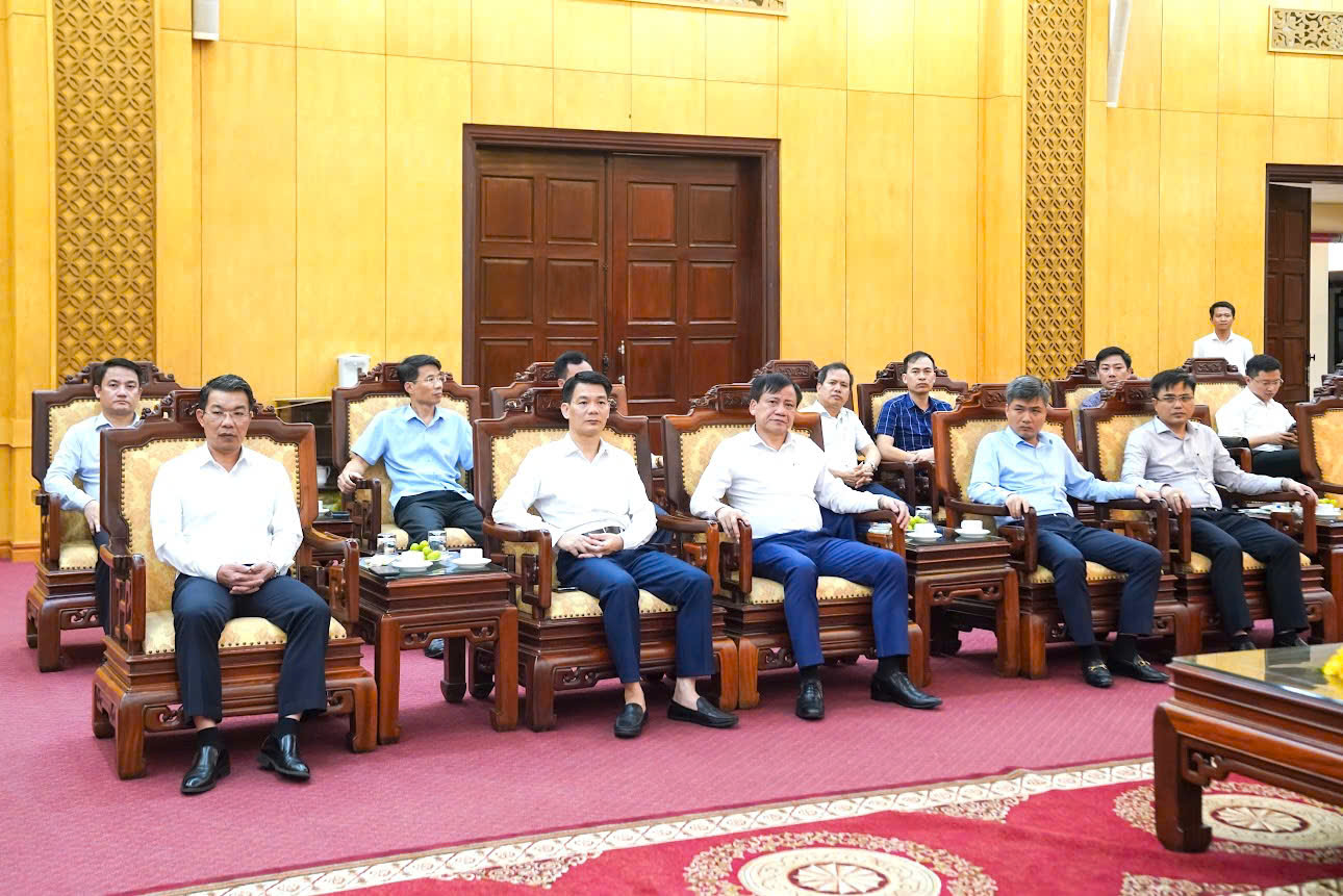 Ban Trị sự GHPGVN tỉnh Ninh Bình chúc mừng thành công Đại hội đại biểu Đảng bộ tỉnh Ninh Bình