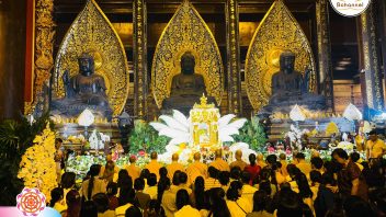 Trang nghiêm lễ cầu nguyện an lành tại chùa Tam Chúc