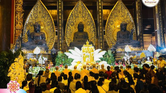 Trang nghiêm lễ cầu nguyện an lành tại chùa Tam Chúc