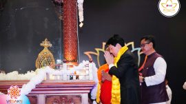 Chủ tịch nước Lương Cường đảnh lễ Xá lợi Đức Phật Thích Ca