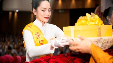 Nghi thức Dâng Y trong Lễ Vu Lan